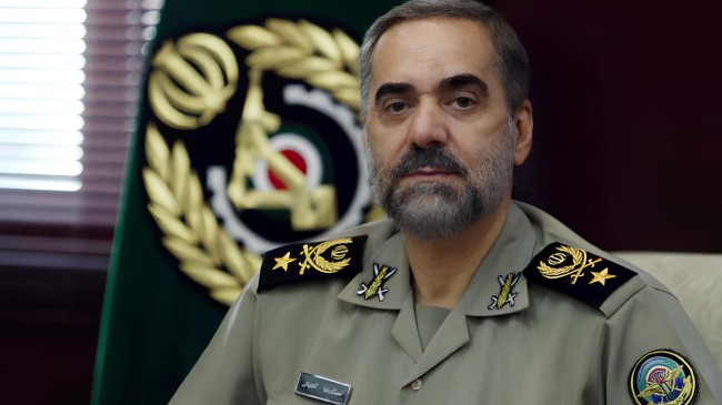 İran Savunma Bakanı: İran’a karşı uygulanan tüm silah ambargoları bu ayın sonunda kalkıyor