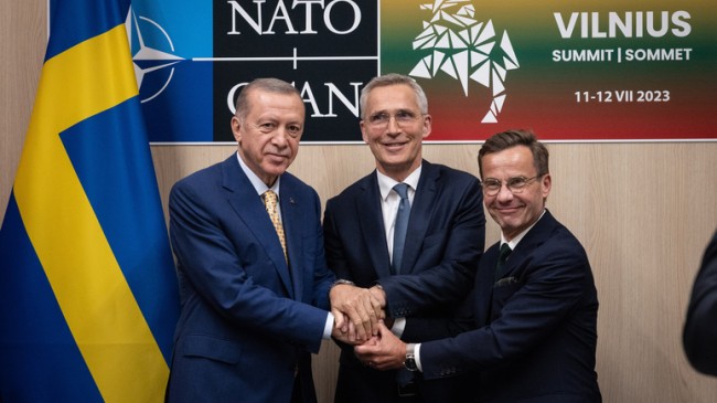 Erdoğan şartından vazgeçti Türkiye, İsveç’in NATO üyeliğini kabul etti