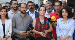 Saldırıya uğrayan kafelere STK’lardan destek: Bu kent bizimdir