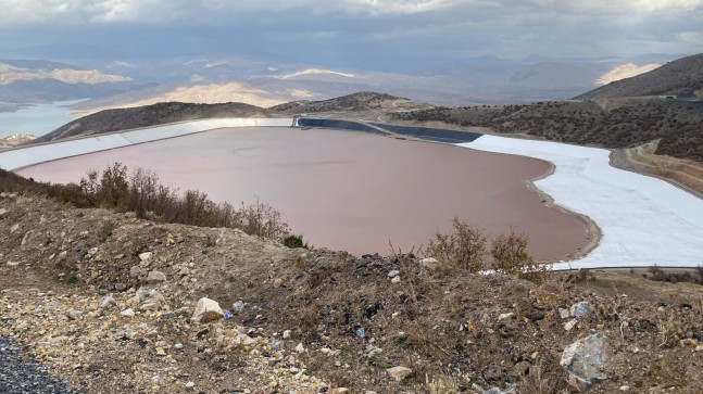 Enerji Bakanı Bayraktar: Bölgede heyelan tehlikesi devam ediyor