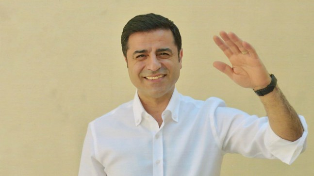 Demirtaş’ın avukatlarından mektup iddialarına yalanlama