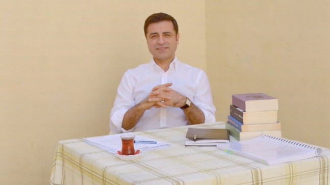 HDP eski Eş Genel Başkanı Demirtaş’a 2 yıl 6 ay hapis cezası