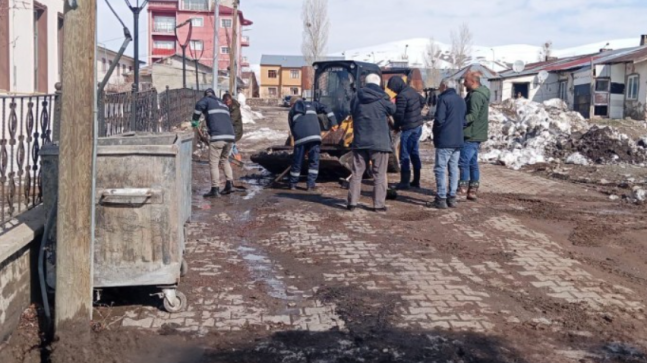 Bakanlık, belediyeyi DEM Parti kazanınca tahsis ettiği çöp aracını geri istedi