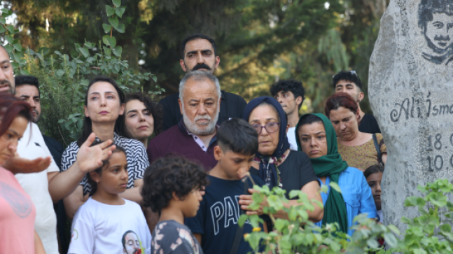 Hatimoğulları, Ali İsmail’in anmasına katıldı: Sözümüz olsun, hayallerini gerçekleştireceğiz