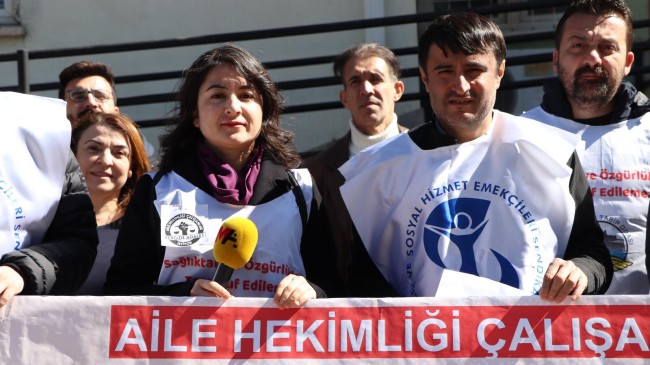 Aile Hekimlerinin vergi yüküne karşı eylemi devam ediyor