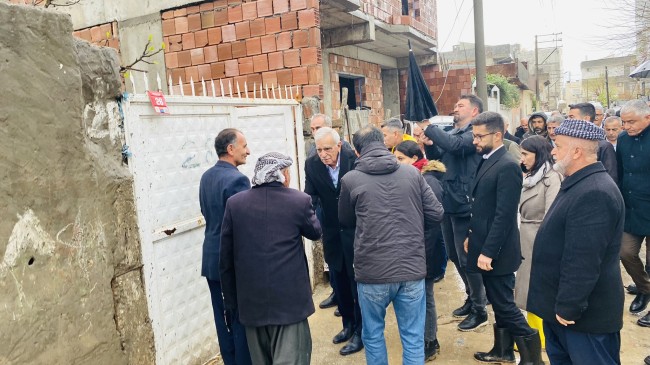 DEM Parti Heyeti Cizre’de selden etkilenen aileleri ziyaret etti