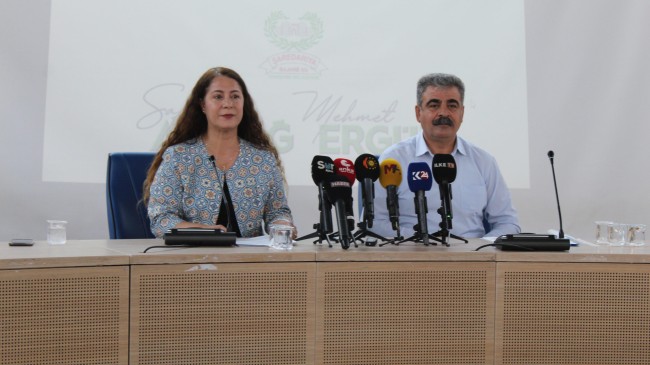 Kayyum 140 milyon borç bıraktı belediyenin harddiskleri kayıp