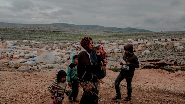 Yerinden edilmiş insan sayısı 120 milyonu aştı